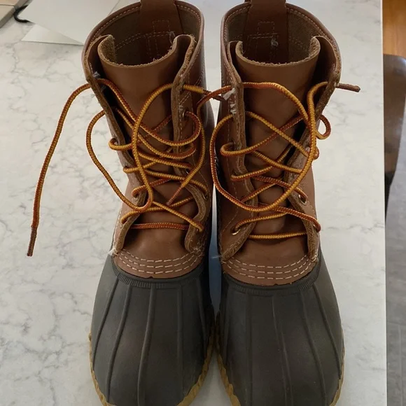 Womans LLBean boots - Picture 5 of 5